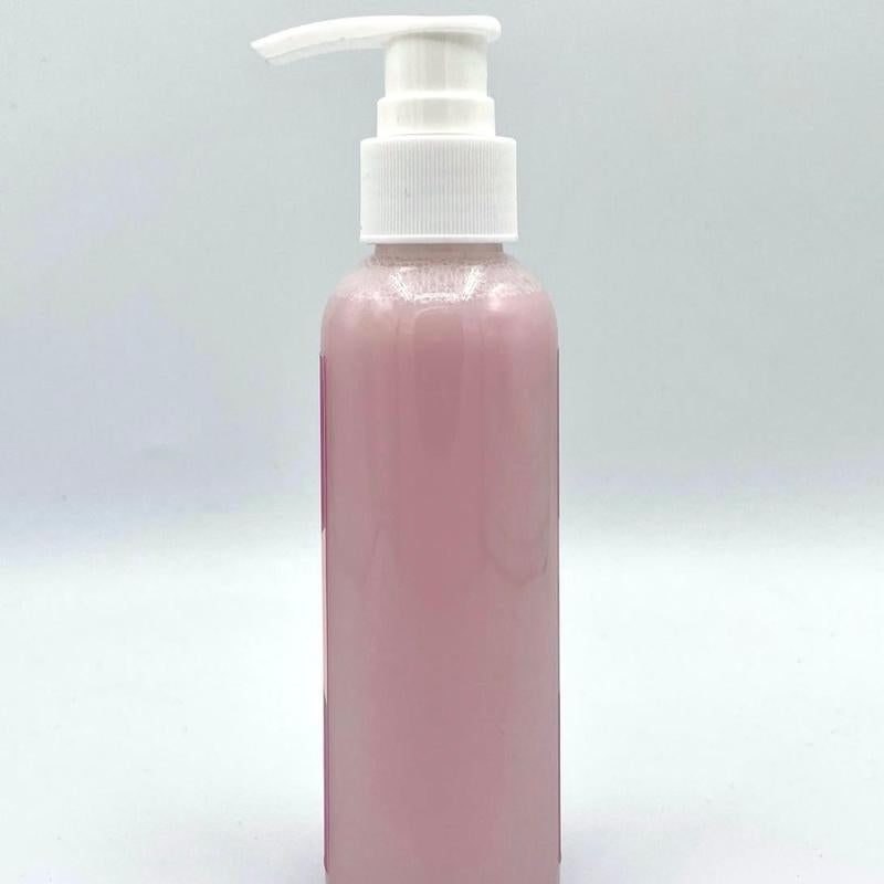 Bubbly Bliss Hyaluronic Acid Body Wash for Soft Moisturized Skin Daily