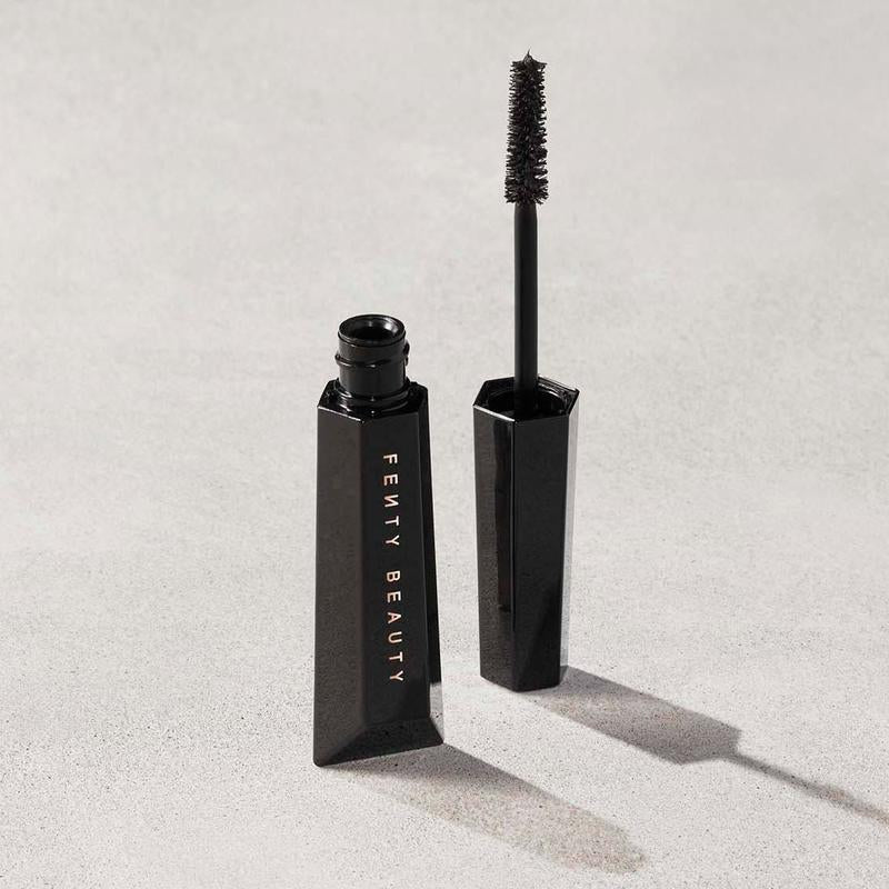 Fenty Beauty Hella Thicc Volumizing Mascara — Cuz I'M Black